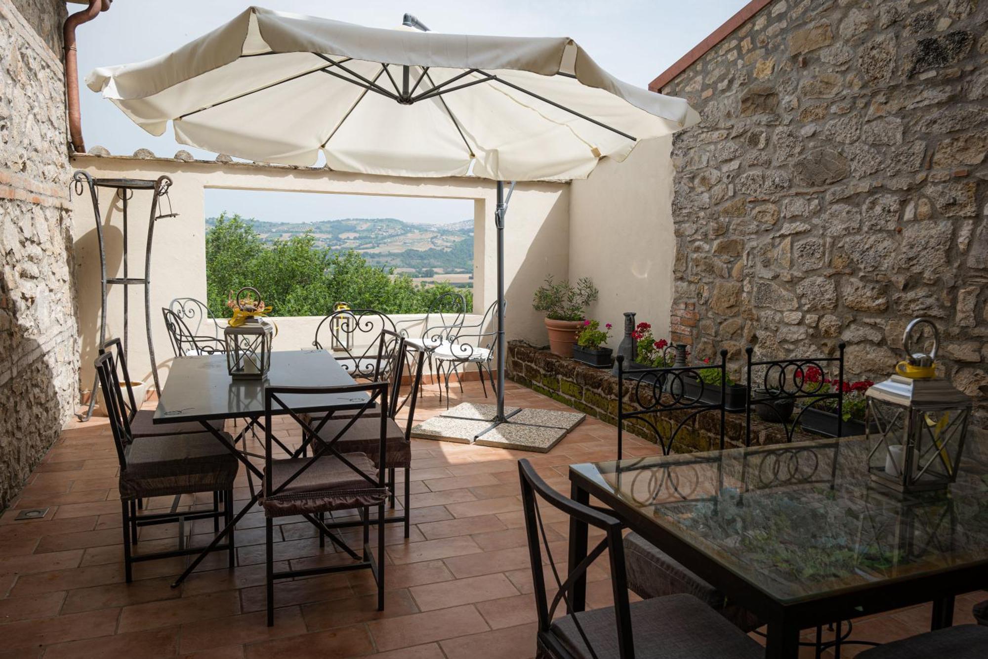 Country Relais La Torretta Baronale Vendégház San Giorgio del Sannio Kültér fotó