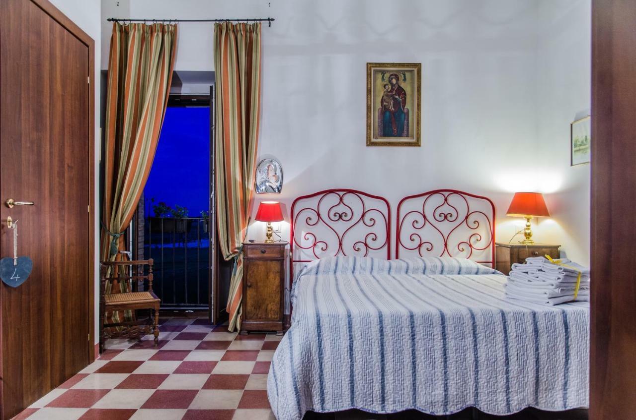 Country Relais La Torretta Baronale Vendégház San Giorgio del Sannio Kültér fotó